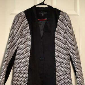 Darjoni Women Blk & White Skirt Set